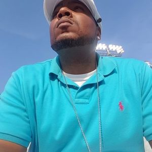 Meet your Posher, Adriene